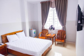 Гостиница Hoang Thinh Hotel  Kon Tum